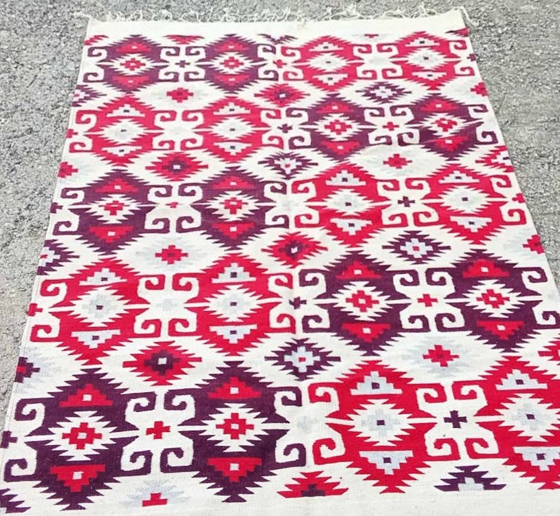 Gancho Zapoteco – Handwoven Wool Area Rug (1.3 m × 2 m)