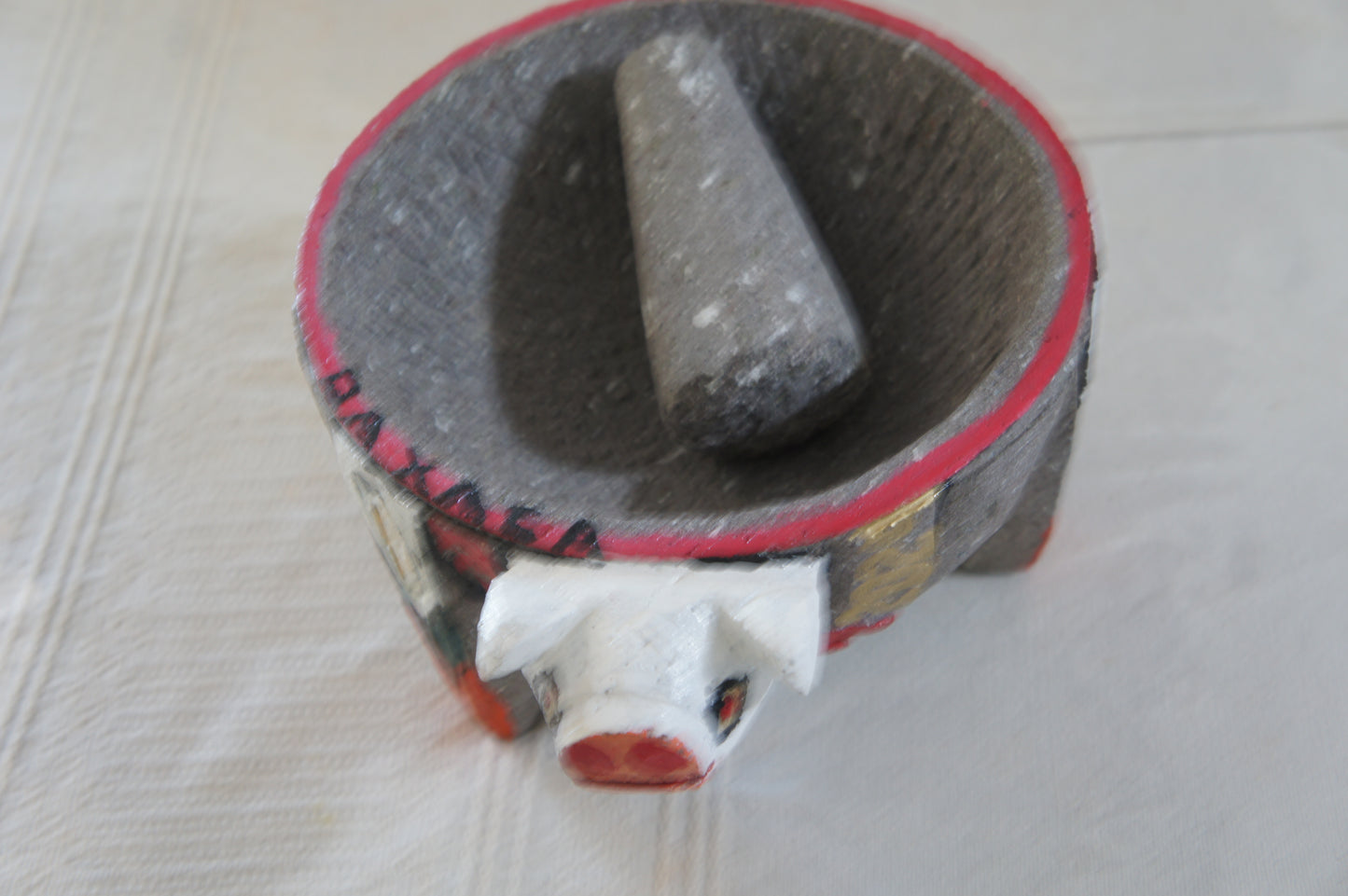 Molcajete “El Puerquito de Fuego” – Handcarved Pig Molcajete from Oaxaca | Huaje Art