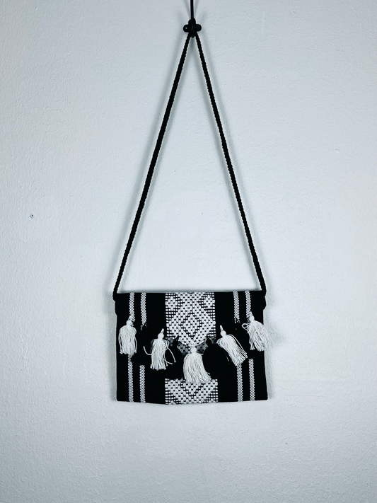 Oaxacan Jalieza Crossbody Bag – Handwoven Cotton from Santo Tomás
