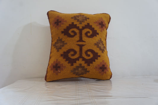 Caracol Heritage Pillow – Handwoven Wool Cushion from Oaxaca