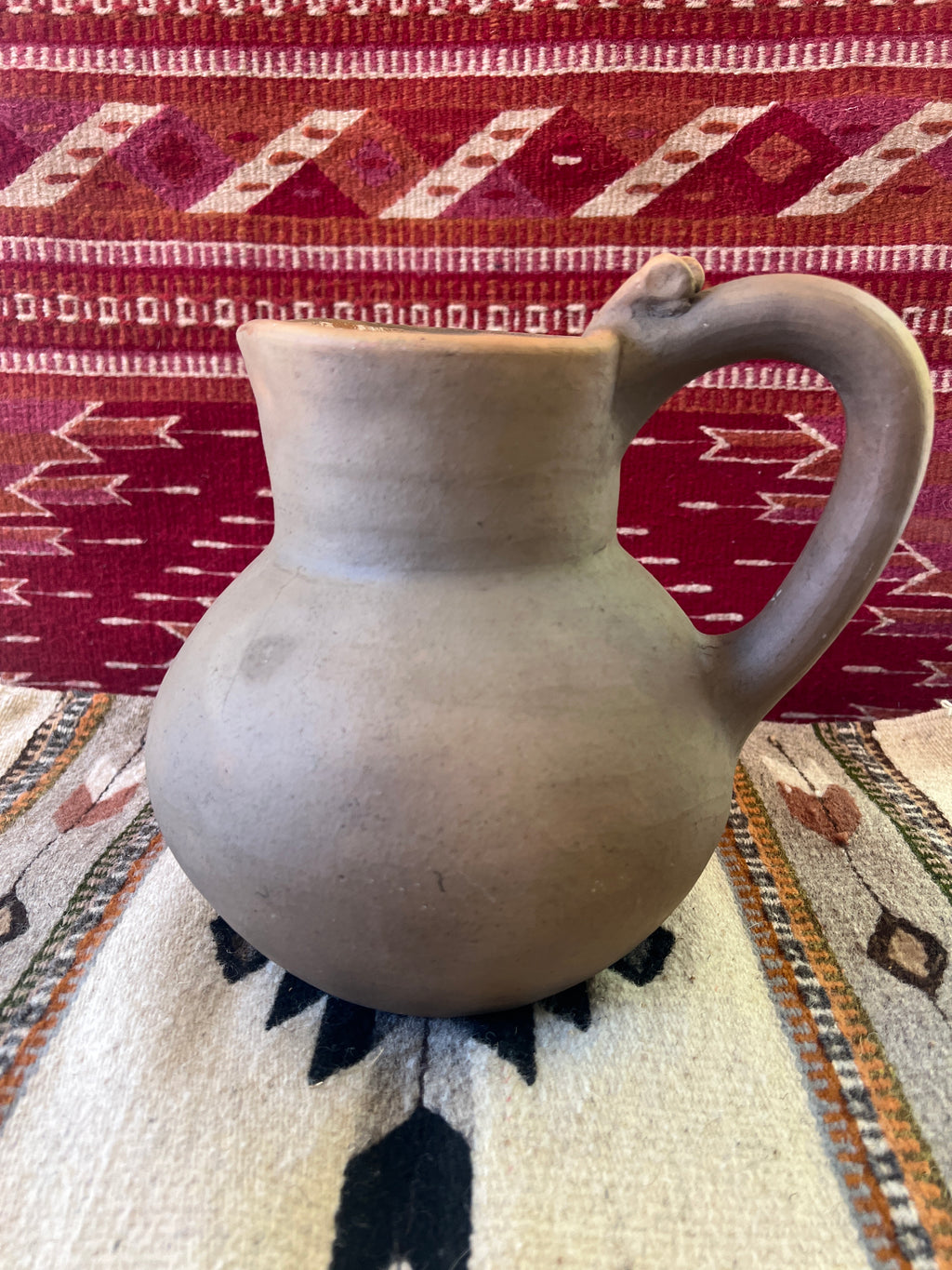 Barro Quemado Pitcher – Handmade Burnt Clay from Atzompa