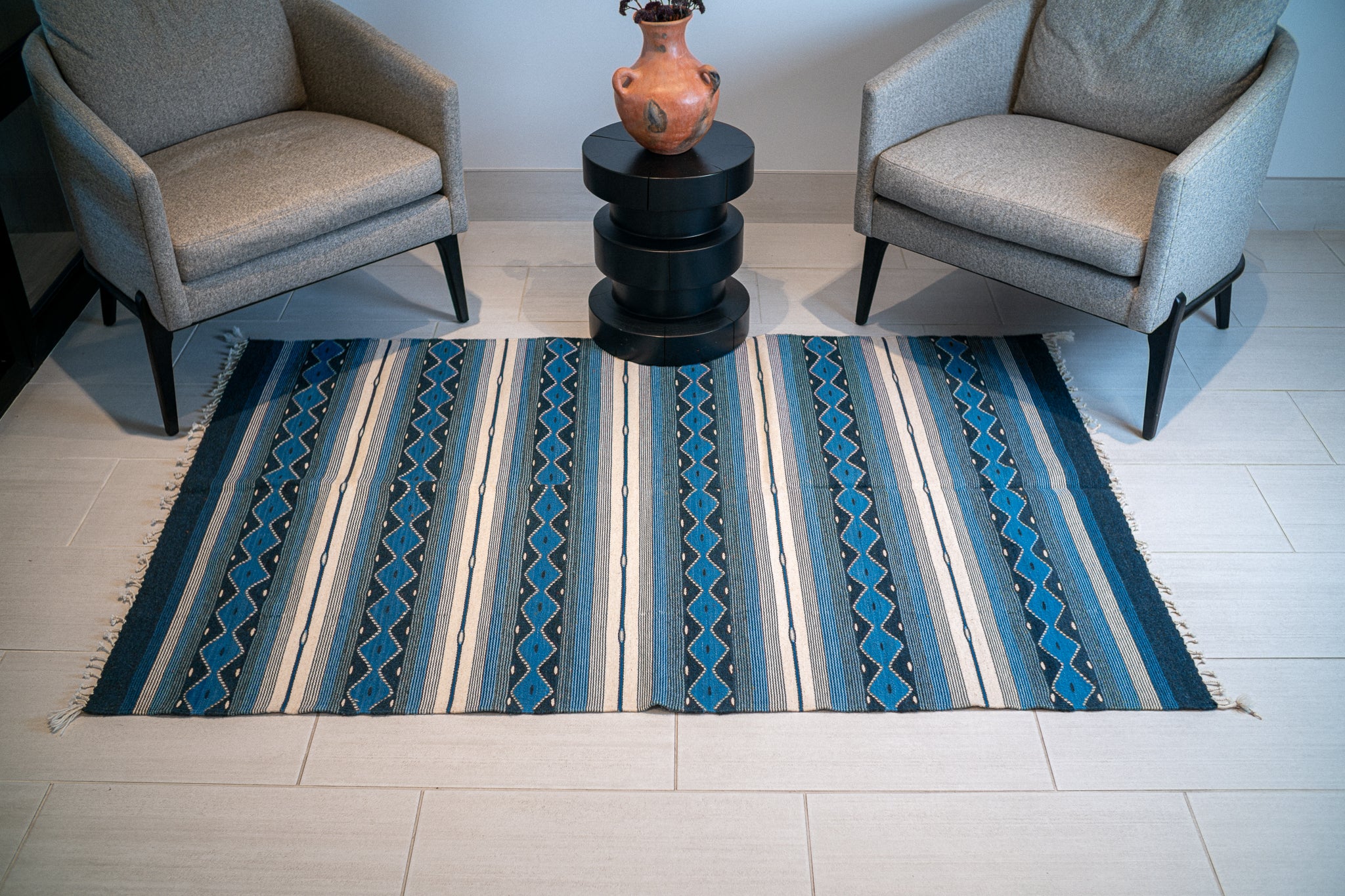Lluvia Area Rug